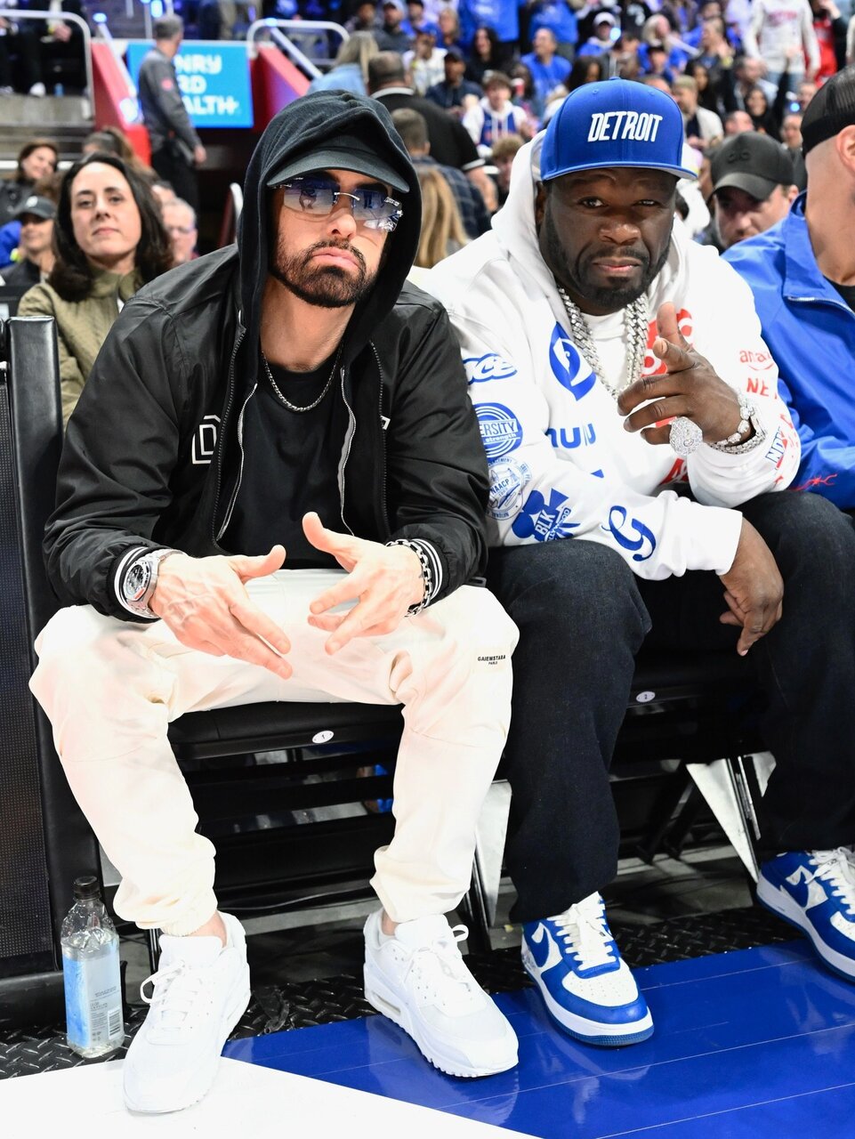 عکس | ۲ رپر سالن بسکتبال NBA را منفجر کردند!