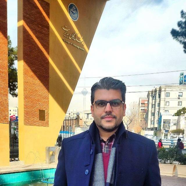 چگونه وادرمان می کنند دروغگو باشیم؟ / جنگ در گوشی‌های تلفن همراه / لشکر سایه‌ها در موبایل؛ پشت پرده جنبش‌های مردمیِ قلابی که با ربات‌ها هدایت می‌شوند!