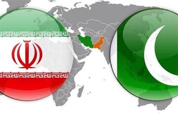 دیدار ۹۰ دقیقه‌ای وزیر کشور پاکستان با پزشکیان