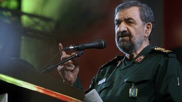 رضایی: محاصره را خواهیم شکست، یا از طریق مذاکره و یا با اقدام مستقیم/ دوستان ما نباید نگران تنگه هرمز باشند
