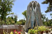 خیام؛ شاعر «زندگی در لحظه» یا فیلسوف مرگ؟/ چرا امروز خیام می‌خوانیم