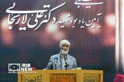 یادبود علی لاریجانی در مسجد بلال/ از حضور وزیر پزشکیان و نخستین رییس صداوسیما تا گردنبند خاص یکی از حاضران + تصاویر