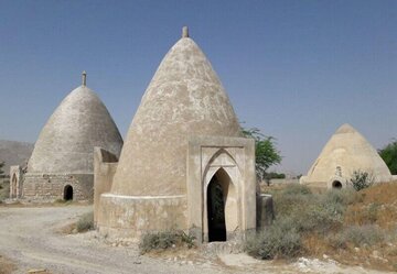 آب‌انبارهای بندرخمیر با «کافه‌کتاب» به زندگی بازگشتند