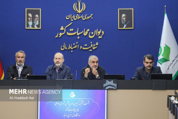 نائب رئیس مجلس: مسکن لوکوموتیو اقتصاد است/ حل مشکل مسکن، ۷۰ درصد گره‌های اقتصاد خانوار را باز می‌کند