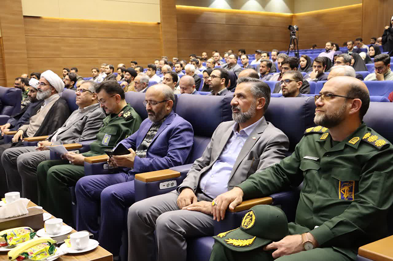 تجلیل از روابط عمومیهای برتر رده های سپاه و بسیج و دستگاههای اجرایی استان سمنان