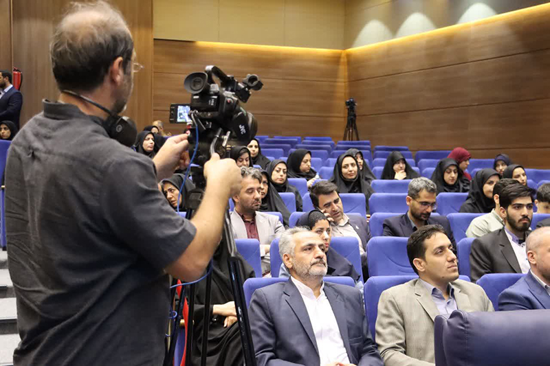 تجلیل از روابط عمومیهای برتر رده های سپاه و بسیج و دستگاههای اجرایی استان سمنان