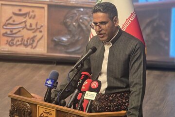 بومگردی زیر فشار بروکراسی/ کدام خانواده حاضر است به بومگردیای برود که احساس کند همهجا تحت نظارت است؟ بومگردی زیر فشار بروکراسی/ کدام خانواده حاضر است به بومگردیای برود که احساس کند همهجا تحت نظارت است؟
