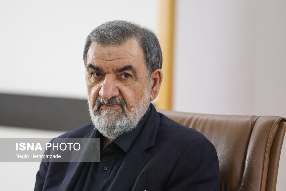 واکنش محسن رضایی به حمله موشکی ایران به اسراییل؛ متجاوزان پا