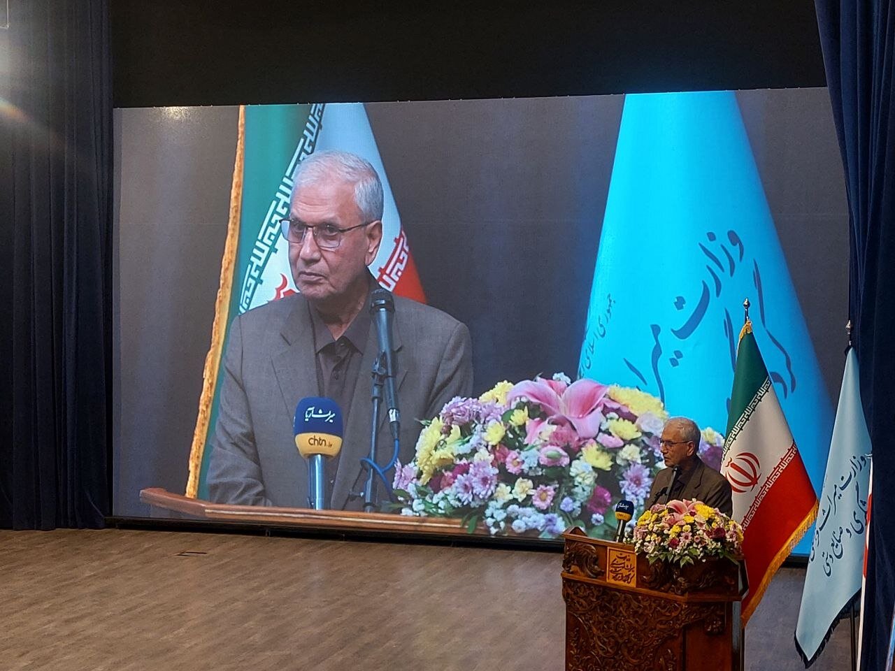 از وعده بازگشت اینترنت تا حذف محدودیت‌های گردشگری/ شعار «هر روستا یک بوم‌گردی» محقق می‌شود؟