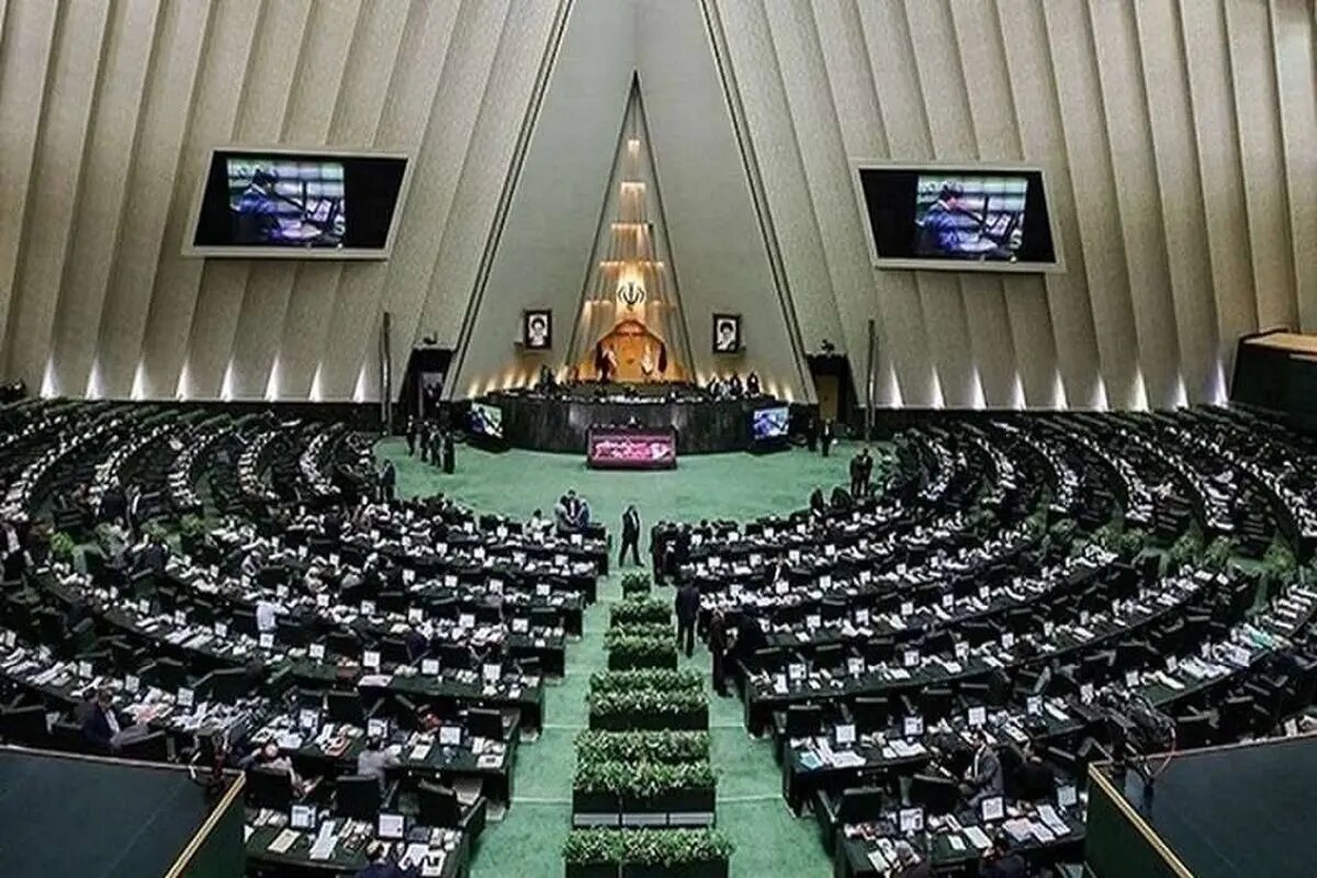 جزئیات طرح واکنش به اقدام انگلستان در قرار دادن سپاه در فهرست گروههای تروریستی جزئیات طرح واکنش به اقدام انگلستان در قرار دادن سپاه در فهرست گروههای تروریستی