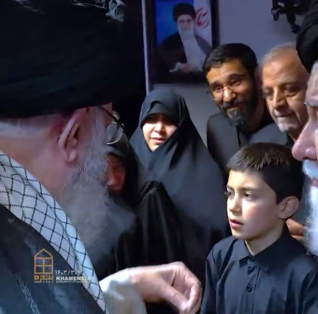 دیدار خانواده رئیسی با رهبر شهید انقلاب + عکس