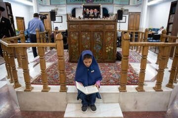 تصاویر دیدنی از گرامیداشت رهبر شهید انقلاب در کنیسه کترداوود+ عکس