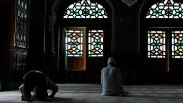 نماز بین ظهر و عصر جمعه چیست و خواندن آن چه مزایایی دارد؟ نماز بین ظهر و عصر جمعه چیست و خواندن آن چه مزایایی دارد؟