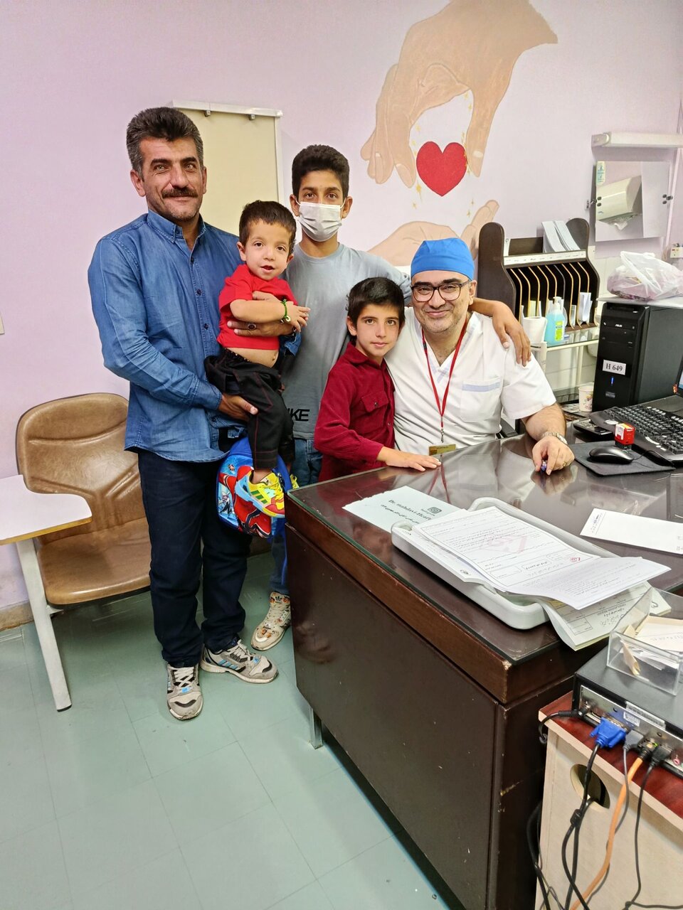 قصه نوازنده کوچکی که با قلب اهدایی دوباره به زندگی برگشت؛ از انصراف خانواده اهداکننده تا ظهور یک معجزه/ یوسف قبل از عمل پیوند «علی سنتوری» را نواخت