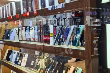 وضعیت قرمز بازار موبایل و لپ‌تاپ؛ از گرانی و کمبود تا نرخ بالای ارز
