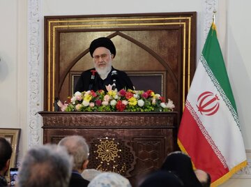 محقق داماد و روایت طرد فیلسوف مسلمان/ گرفتاری انسان در جادوی «لایکها و اصالت برند» / کالبدشکافی یک ابهام تاریخی در شاهکار فلسفی صدرالمتألهین محقق داماد و روایت طرد فیلسوف مسلمان/ گرفتاری انسان در جادوی «لایکها و اصالت برند» / کالبدشکافی یک ابهام تاریخی در شاهکار فلسفی صدرالمتألهین