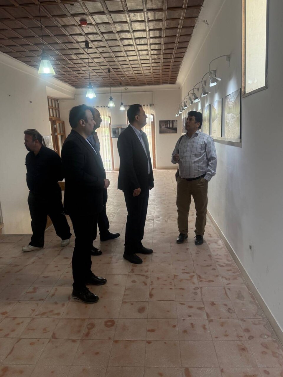 بازدید میدانی بازرس‌کل استان کردستان از عمارت تاریخی خسروآباد