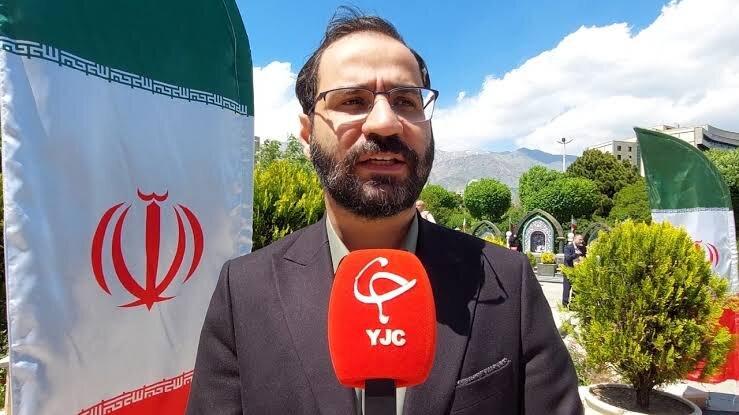 ببینید | مجری تلویزیون: احتمال به‌کارگیری یک مدل ترکیبی برای پایان‌بندی جنگ از سوی آمریکا وجود دارد