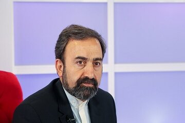 به جای کلیشه، به مخاطب اجازه دهیم خود انتخاب کند به جای کلیشه، به مخاطب اجازه دهیم خود انتخاب کند