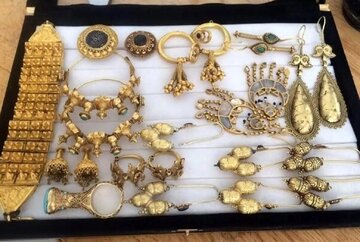 تکلیف طلا و جواهرات قاچاق ضبط شده، روشن شد/ دستور العمل جدید ستاد مبارزه با قاچاق کالا تکلیف طلا و جواهرات قاچاق ضبط شده، روشن شد/ دستور العمل جدید ستاد مبارزه با قاچاق کالا