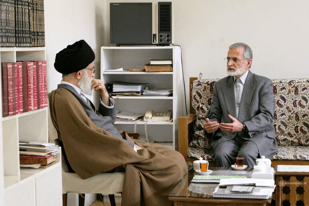 تصاویری دیده نشده از شهید کمال خرازی در کنار رهبر شهید انقلاب