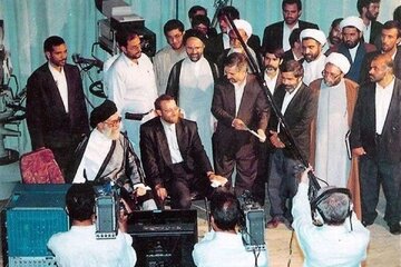 روزهایی که علی لاریجانی از «ساعت خوش» در برابر اتهام «گوگوری مگوری» دفاع کرد/ حکایت بررسی‌های میدانی از تماشای روزانه ۲ ساعت تلویزیون در سه دهه پیش