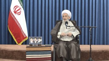 امام جمعه ساری: معجزه بیعت امت، عامل شکست ابرقدرت‌ها است