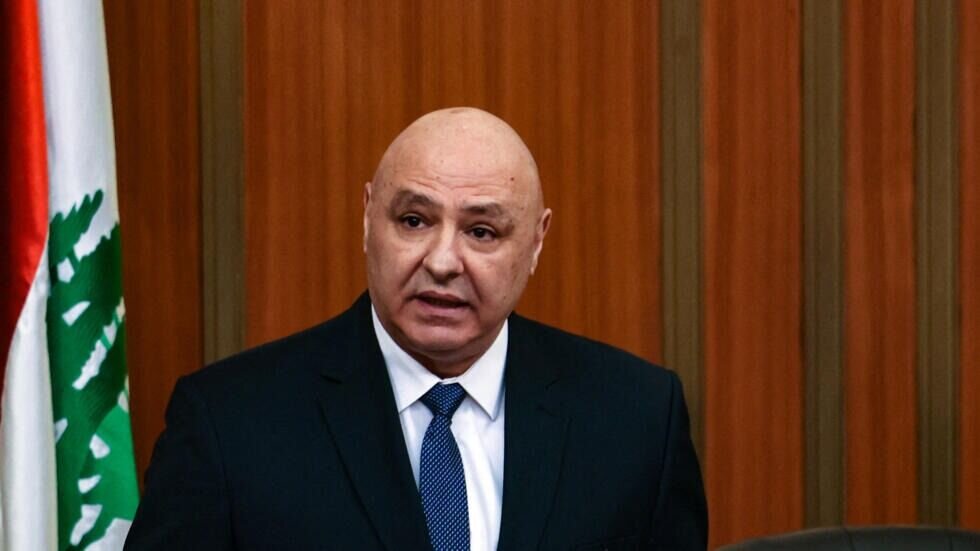 رئیسجمهور لبنان سفر خود به پایتخت ایالات متحده را آغاز کرد. رئیسجمهور لبنان سفر خود به پایتخت ایالات متحده را آغاز کرد.