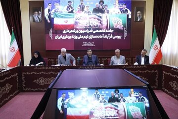 سجاد انوشیروانی: با ۸ وزنه‌بردار به ناگویا می‌رویم