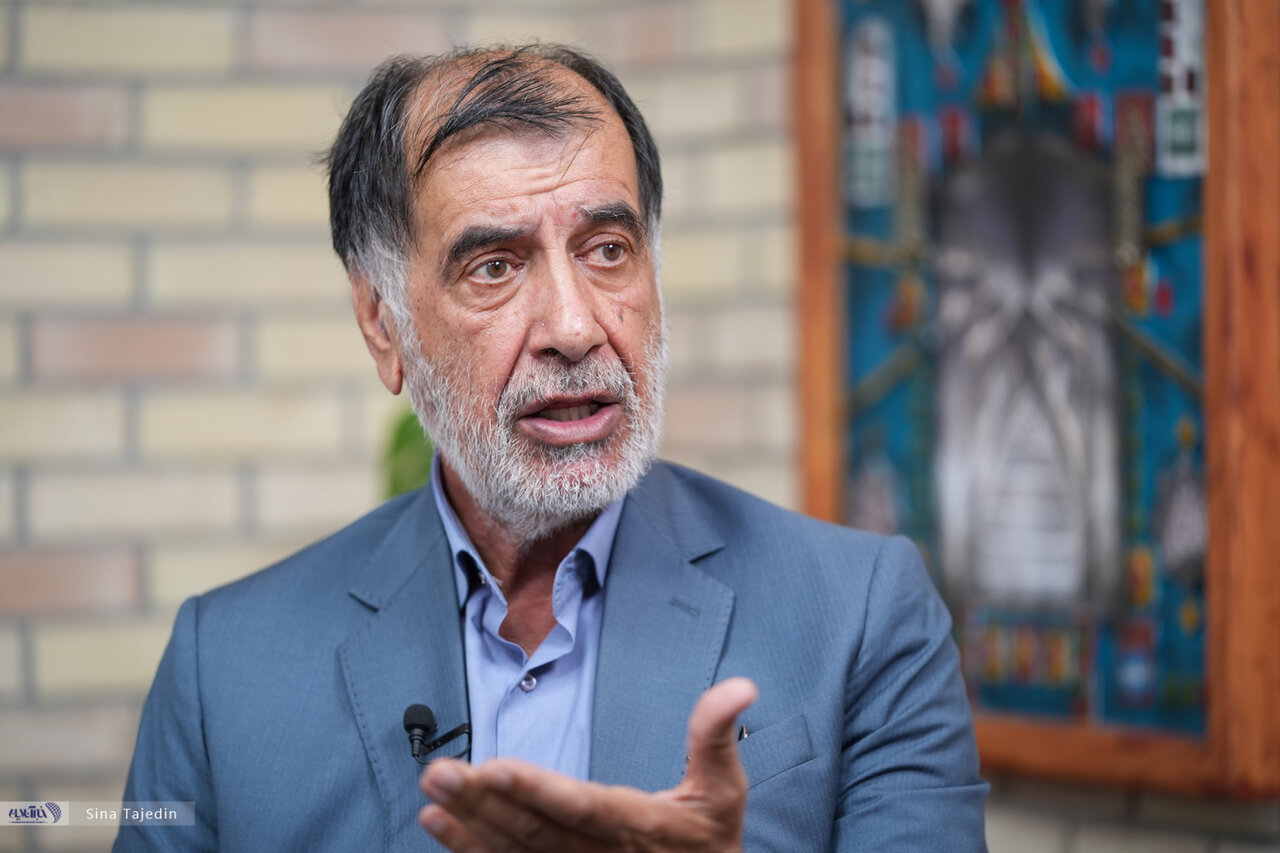 محمدرضا باهنر: عدهای در کشور میتوانند بگویند که با تعطیل کردن برنامه هستهای مخالفیم، اما نباید بگویند قالیباف دارد خیانت میکند/ من بازنشسته شدهام