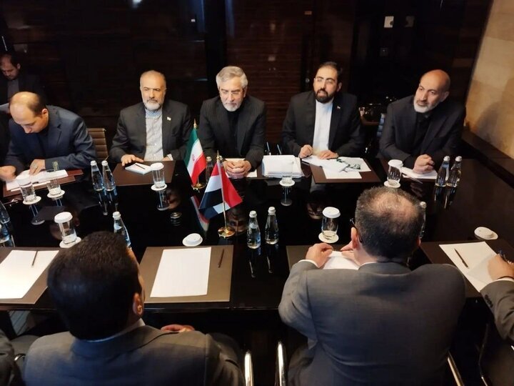 تصویری از دیدار علی باقری با با مشاور امنیت ملی سوئیس در مسکو