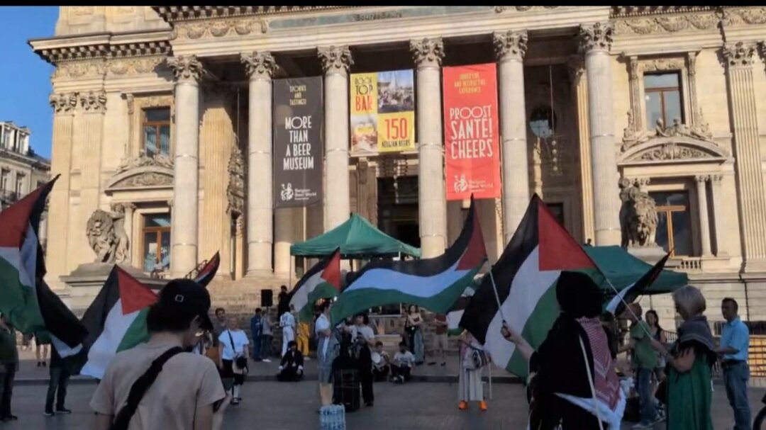 ببینید | تظاهرات طرفداری فلسطین مقابل ساختمان بورس بروکسل