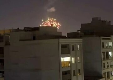 جزئیات جدید درباره حمله هوایی آمریکا به بندرعباس/ ۴ شناور با شلیک اخطار نیروی دریایی ایران مجبور به بازگشت شدند جزئیات جدید درباره حمله هوایی آمریکا به بندرعباس/ ۴ شناور با شلیک اخطار نیروی دریایی ایران مجبور به بازگشت شدند