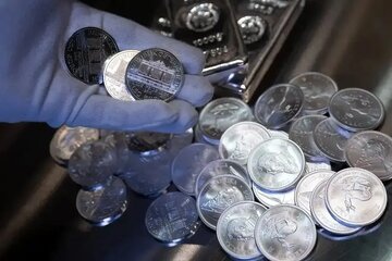 سقوط نقره بعد از رکوردشکنی؛ دلایل نوسانات چه بود؟