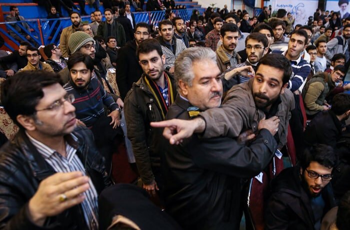 آقامیری، از عضویت در گروه فشار دانشجویی تا سکاندار پشتپرده فیلترینگ + عکس