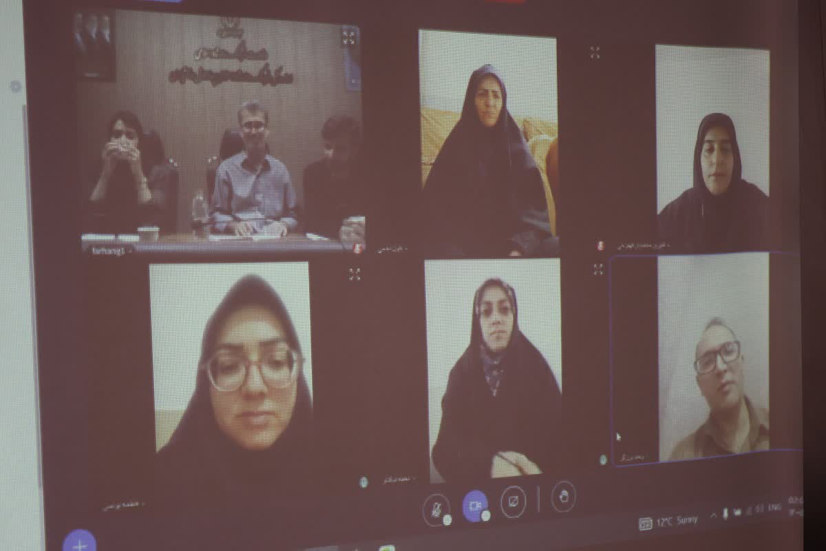۲۰ نفر به مرحله پایانی جشنواره مشاعره رضوی در شهرکرد راه یافتند