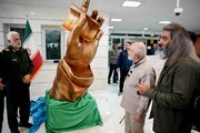 رونمایی از «کلام ماندگار»؛ اولین اثر تجسمی مبتنی بر زبان بدن رهبر شهید در خوزستان