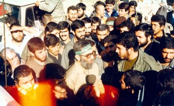 در مکتب اسلام، چه ارتباطی بین انتظار و جهاد وجود دارد؟ در مکتب اسلام، چه ارتباطی بین انتظار و جهاد وجود دارد؟