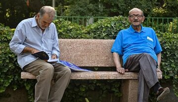 تصویر آرشیوی از بازنشستگان تأمین اجتماعی