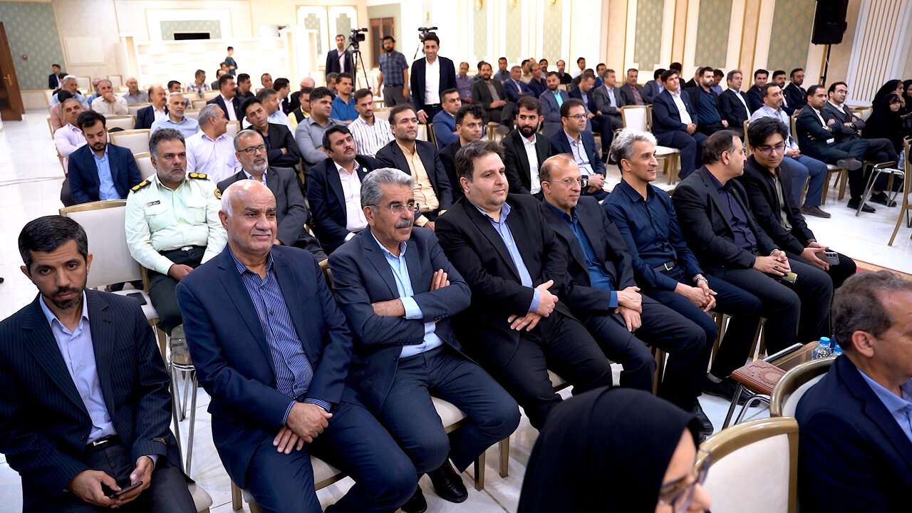 ۴ طرح کلان پایلوت ملی در حوزه هوشمندسازی و بهینهسازی مصرف انرژی در شهرک صنعتی جهانآباد میبد ۴ طرح کلان پایلوت ملی در حوزه هوشمندسازی و بهینهسازی مصرف انرژی در شهرک صنعتی جهانآباد میبد