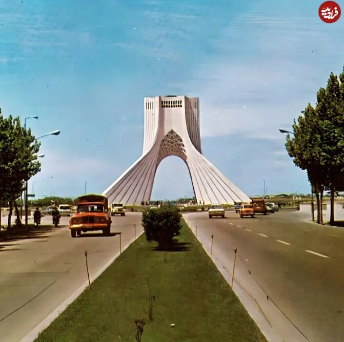 عکس/ میدان آزادی، ۵۲ سال پیش