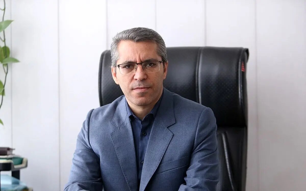 وقتی گرانی سفره را کوچک میکند؛ «کمتر از ۵۰ درصد نیاز مردم به لبنیات تأمین میشود»