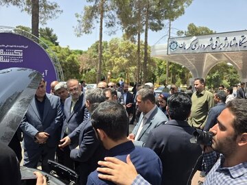افتتاح نخستین ایستگاه فستشارژ خودروهای برقی در کرمان افتتاح نخستین ایستگاه فستشارژ خودروهای برقی در کرمان