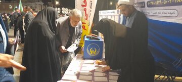 ۳۷ هزار حامی در کنار ایتام و محسنین ایلام/ آغاز پویش «به عشق مولا» برای جذب حامیان جدید