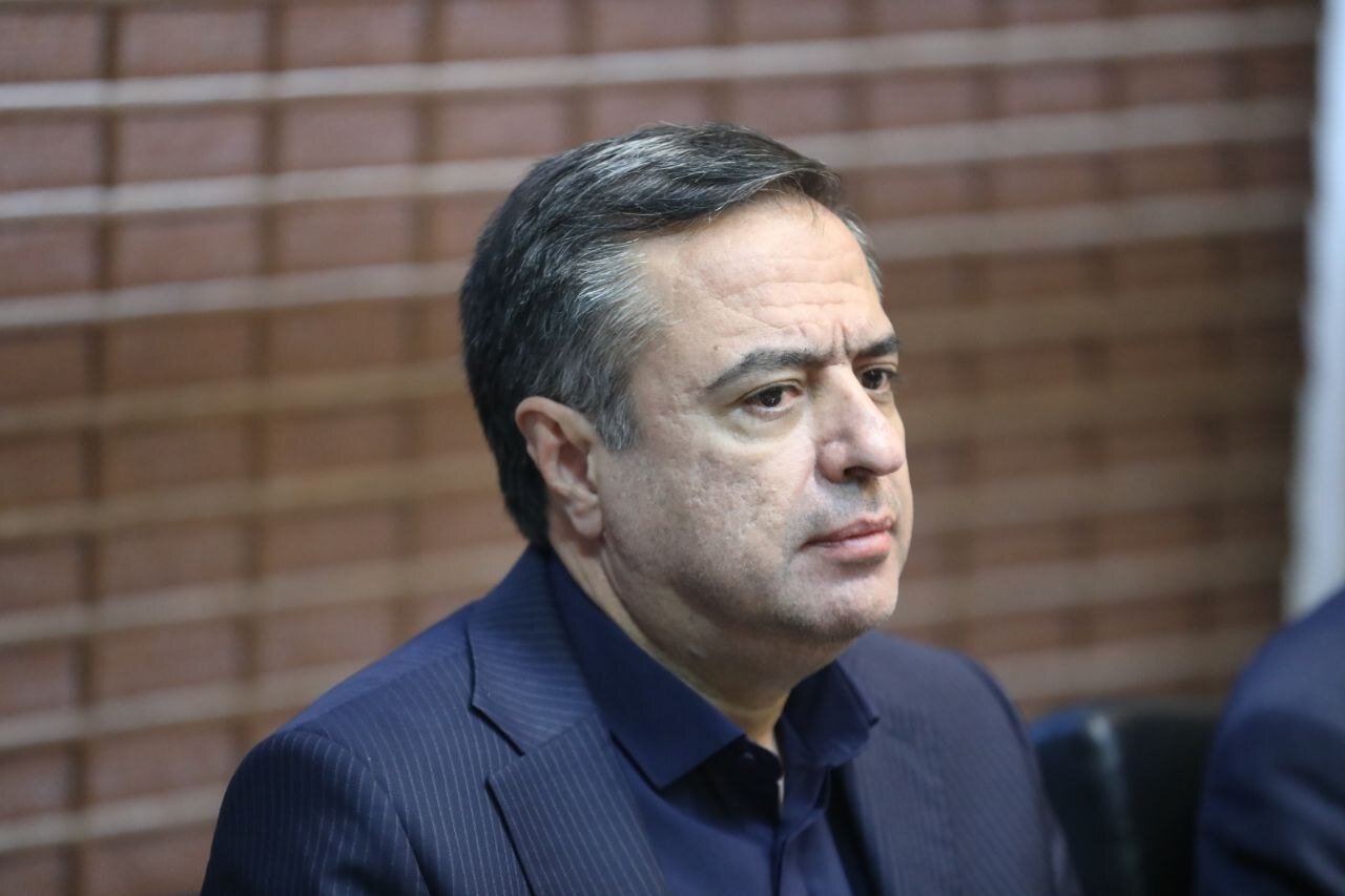 مشارکت راهبردی بانک صادرات ایران در «سازندگی نوین» و «جهاد اقتصادی»؛ تأمین مالی توسعه زیرساخت‌های انرژی با تمرکز بر نیروگاه‌های تجدیدپذیر