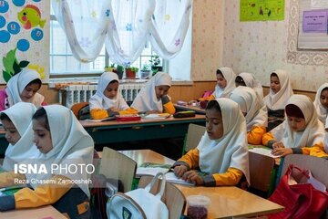 خبر مهم درباره  ثبت‌نام دانش‌آموزان در مدارس غیردولتی/ انعقاد «قرارداد دستی» برای ثبت‌نام «ممنوع» شد