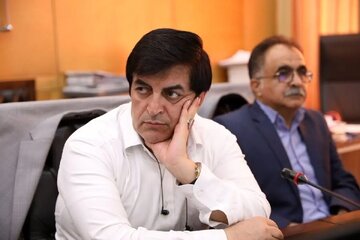 نماینده مجلس: همراهتر از پزشکیان با رهبری در کشور پیدا نمیشود/ تهمت زدن به رئیسجمهور، تهمت به «بنده خدا» است نماینده مجلس: همراهتر از پزشکیان با رهبری در کشور پیدا نمیشود/ تهمت زدن به رئیسجمهور، تهمت به «بنده خدا» است