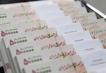 کارگران در انتظار بازنگری مزایا/ کمیته مزد هرچه سریعتر هزینه سبد معیشت را بهروز کند کارگران در انتظار بازنگری مزایا/ کمیته مزد هرچه سریعتر هزینه سبد معیشت را بهروز کند