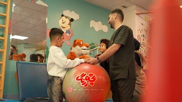 بچهزرنگ به مرکز توانبخشی بیمارستان نورافشار رفت بچهزرنگ به مرکز توانبخشی بیمارستان نورافشار رفت