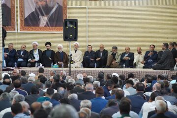 حضور معاون رئیسجمهور در مراسم گرامیداشت شهدای روستای خیارج قزوین